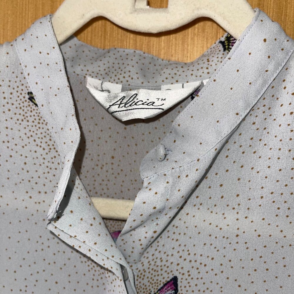 Alicia Vintage Womens Blouse Size Medium Gray Butterfly Print Crepe Casual - Picture 11 of 11